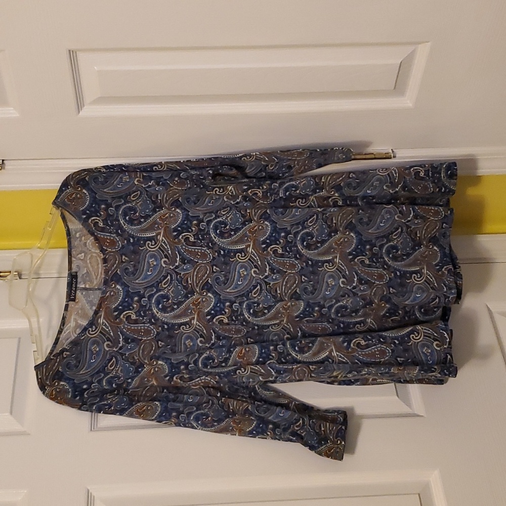 Nice, comfy top